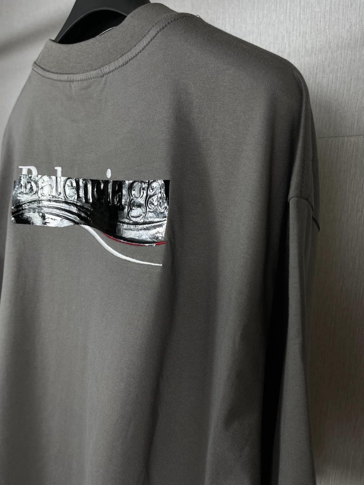【 . Quality】BALENCI*GA/ #Classic . T # ZP 。 260 ， . ， . . Color Change。 。Classic ， Authentic ， . . . 。 OS . Same Style ：BL 223008 ：Black， ， ，Red Size：XS S M L